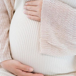 根据《🙍‍♂️著作权法》🐷第四十二条规🔅定，翻唱已有作⚛🧜‍♂️品需要取📢💠